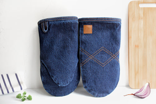 Denim oven mitts with removable wool insert, DenimDeko