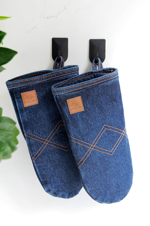 Denim oven mitts with removable wool insert, DenimDeko